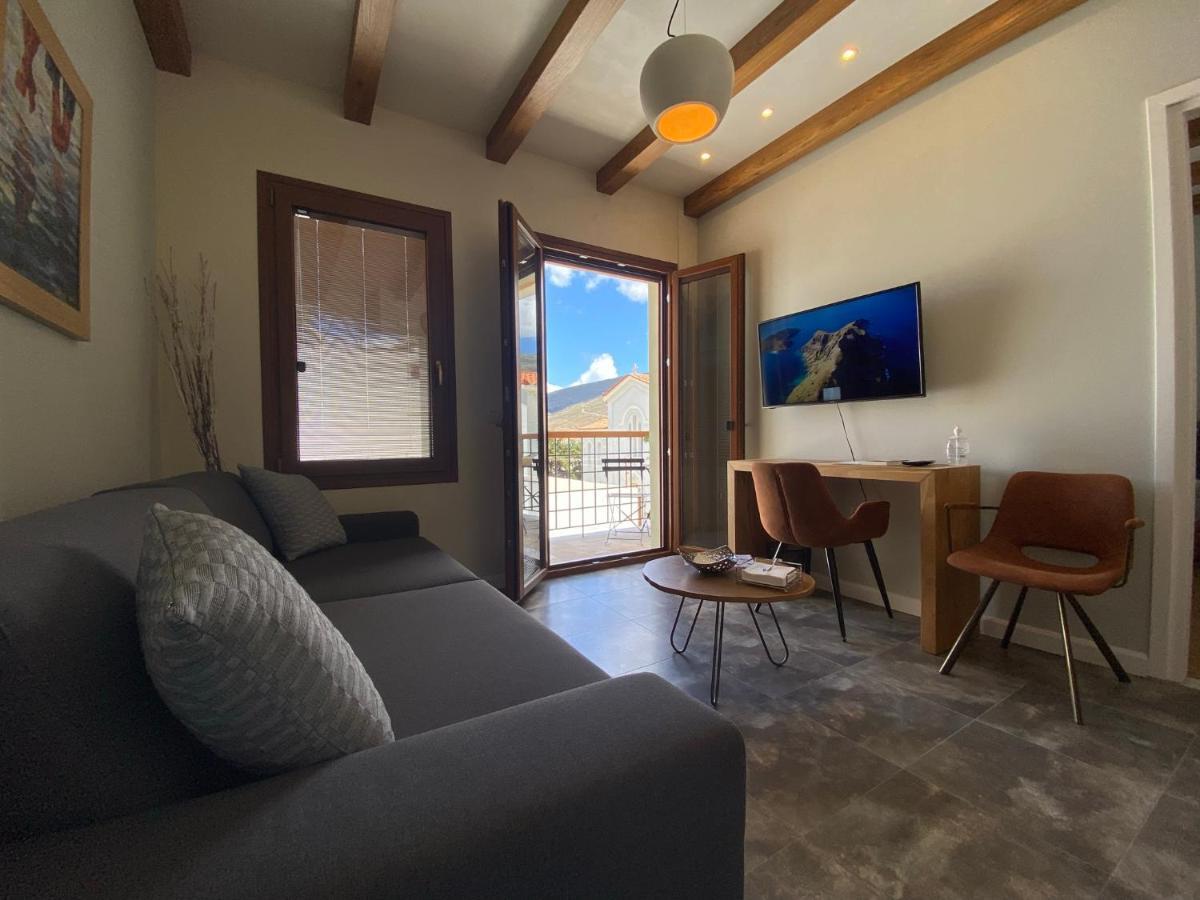Andros 4 All Seasons Villas&Suites - Agios Nikolas street Ormos  Exterior foto
