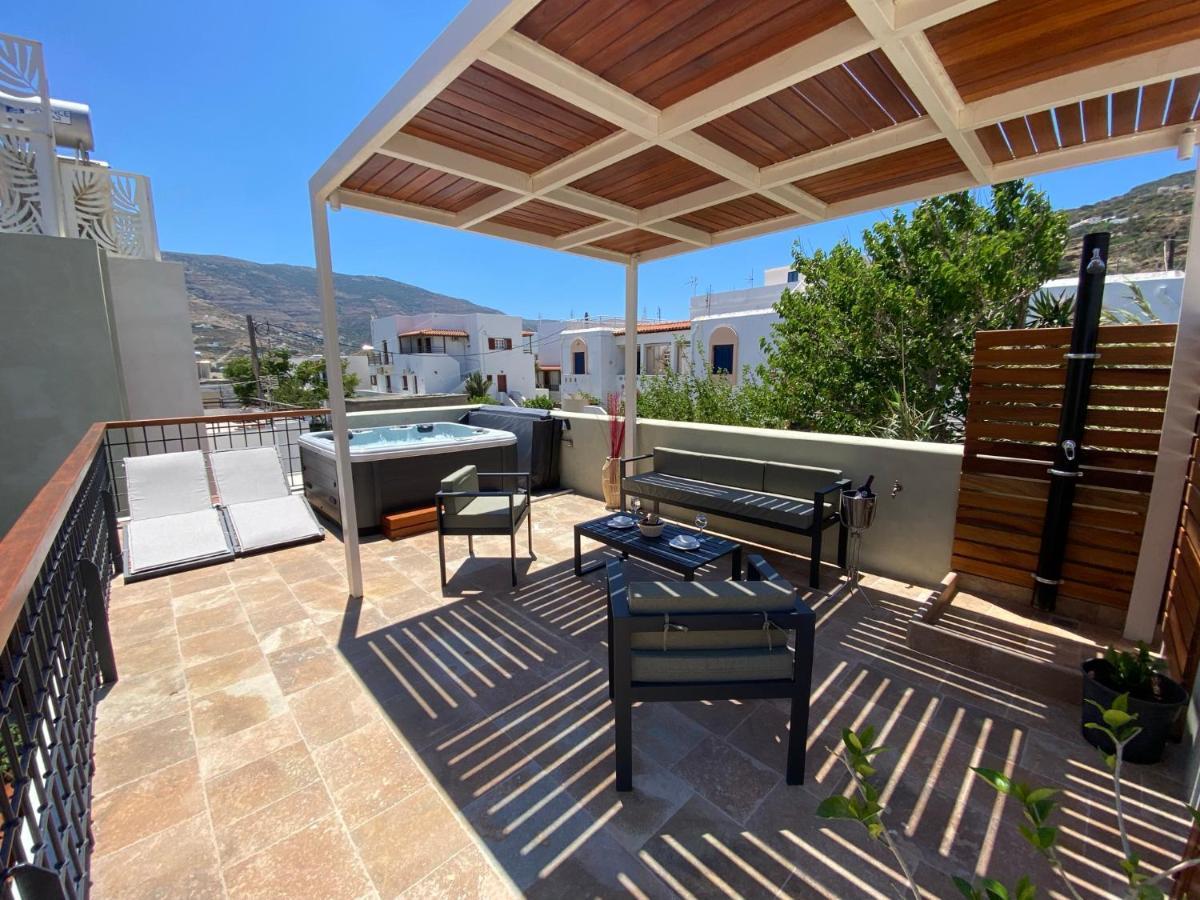 Andros 4 All Seasons Villas&Suites - Agios Nikolas street Ormos  Exterior foto