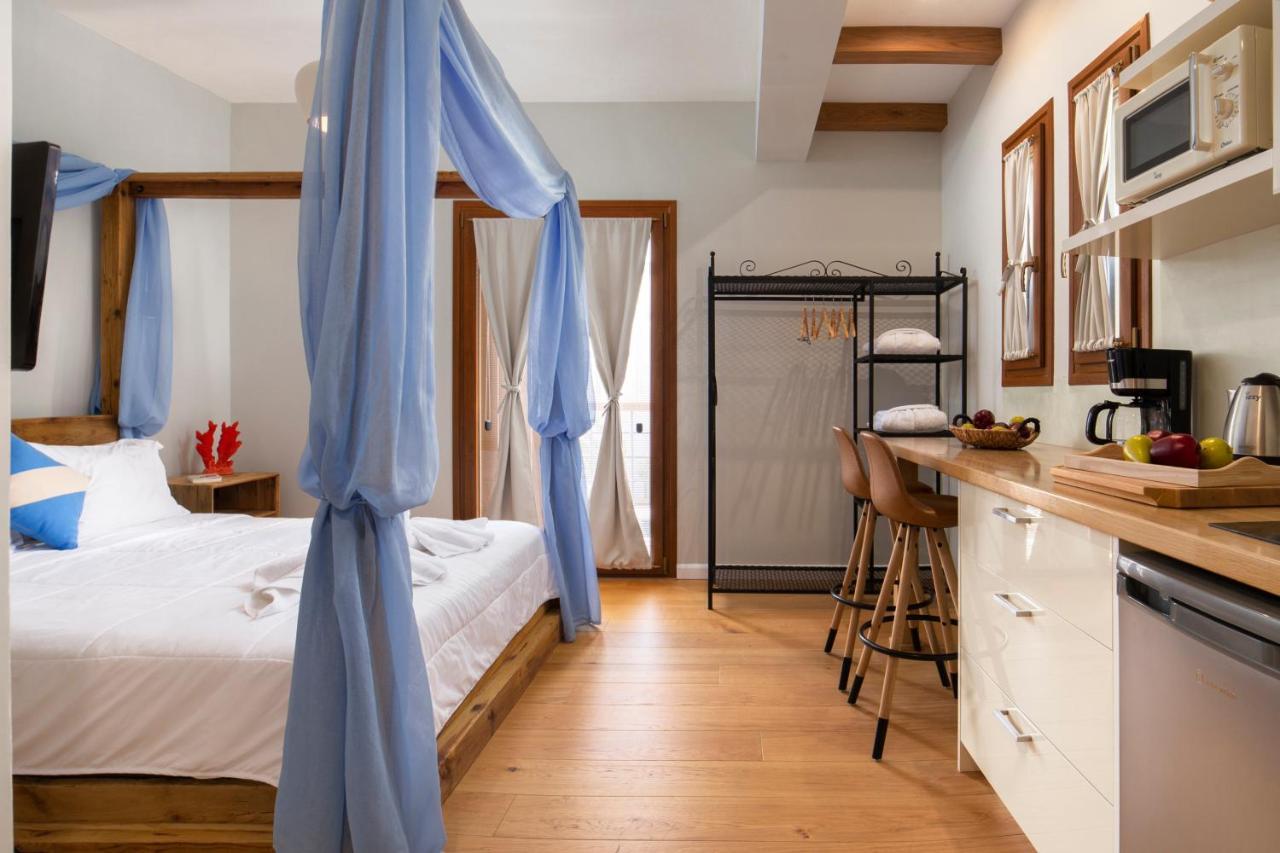 Andros 4 All Seasons Villas&Suites - Agios Nikolas street Ormos  Exterior foto